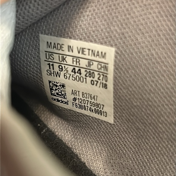 Adidas Originals NMD R1 - Picture 6 of 7